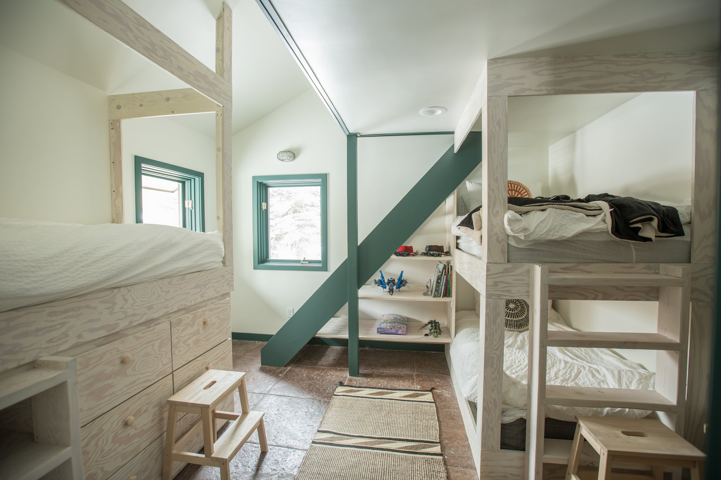 Spacious guest room with bunk beds 